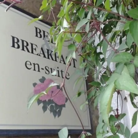 Thorpe House Vegetarian 로빈후즈베이