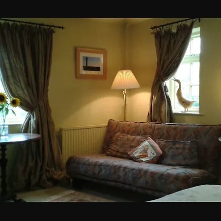 Thorpe House Vegetarian 住宿加早餐酒店 罗宾胡兹贝